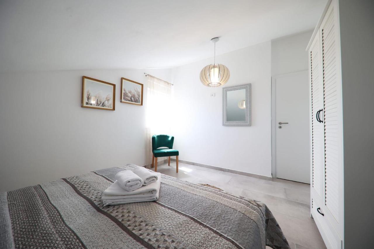 Apartment Rosso Zadar Exterior photo